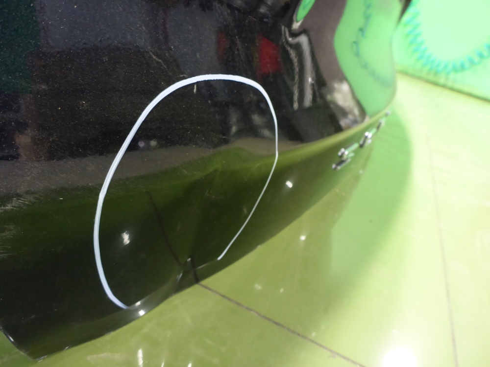 Дверь багажника