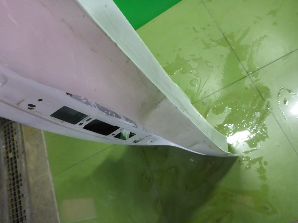 Дверь багажника