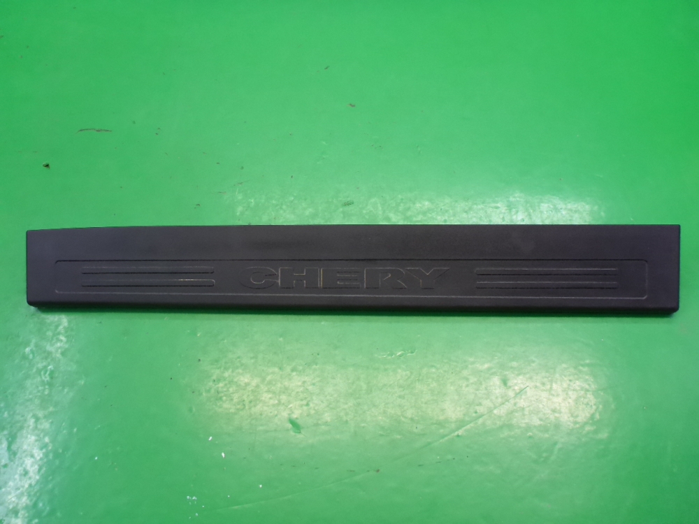 Накладка порога (внутренняя)