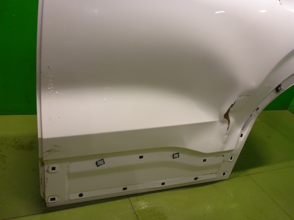 Дверь задняя левая