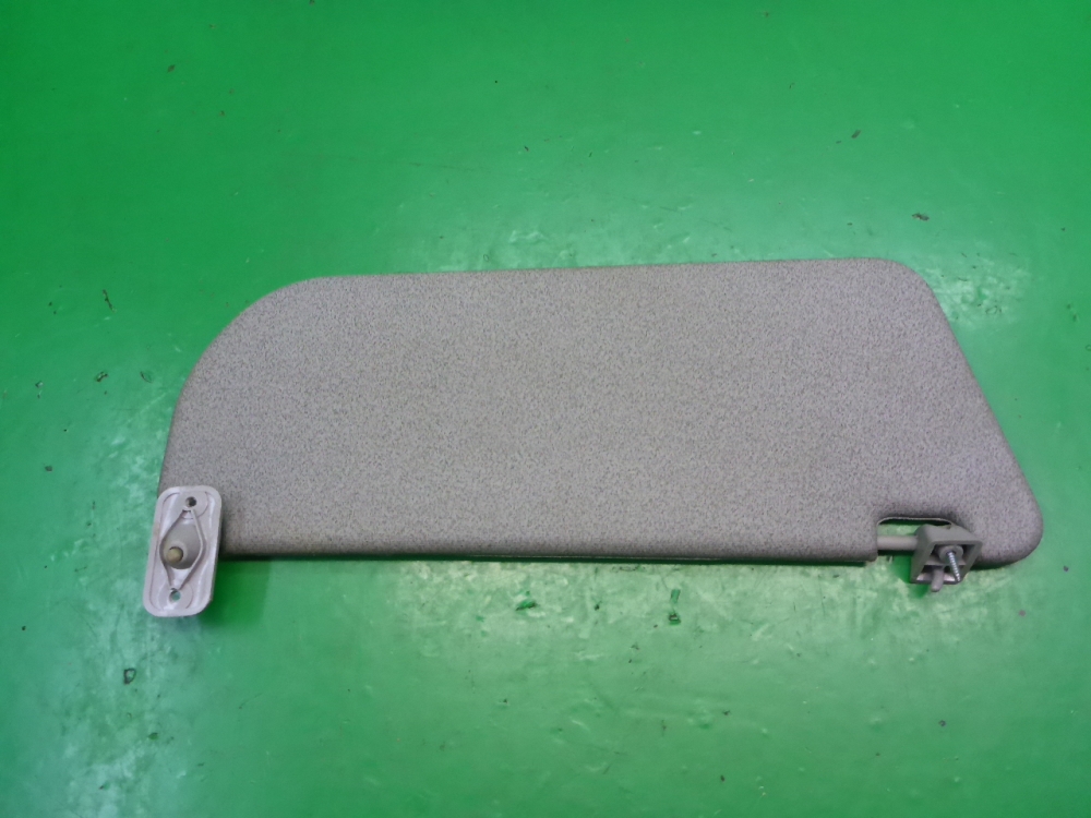 Козырек солнцезащитный