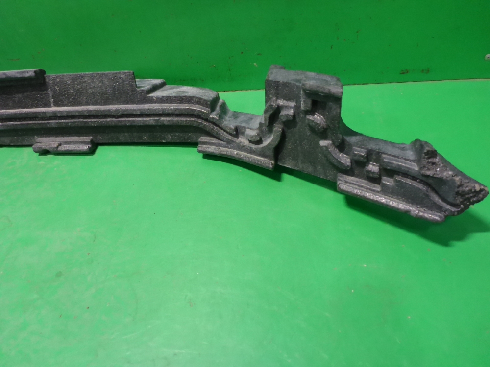 Наполнитель переднего бампера