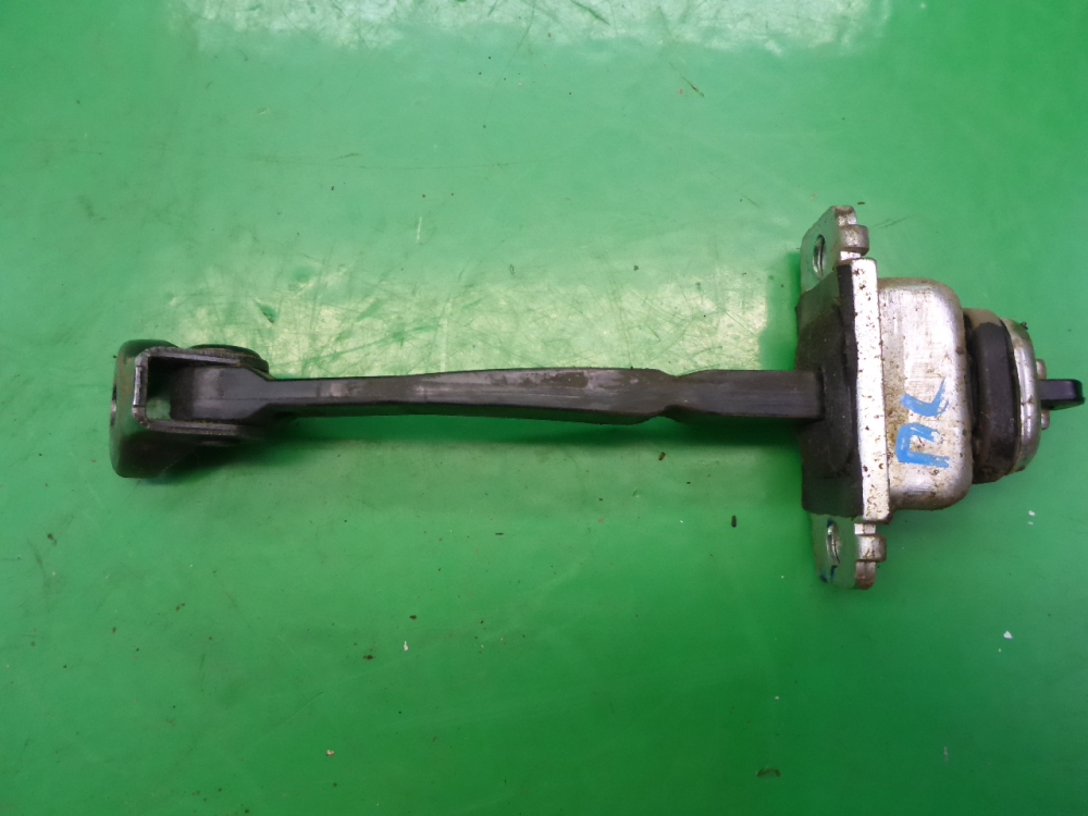 Ограничитель двери