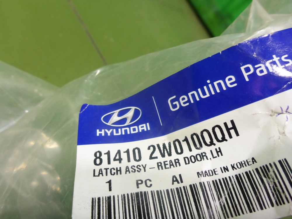 Замок двери задней левой