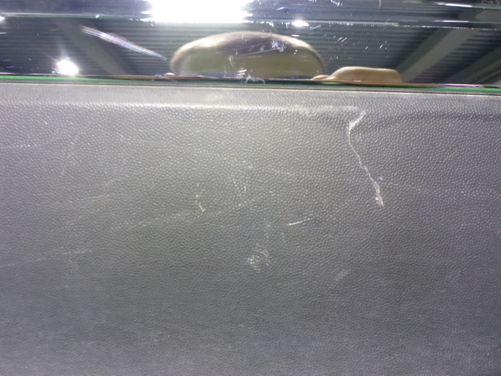 Накладка двери передней левой