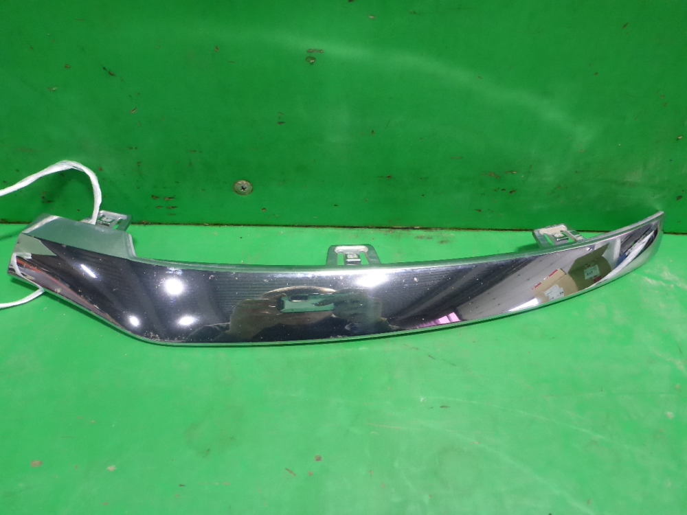 Накладка переднего бампера левая