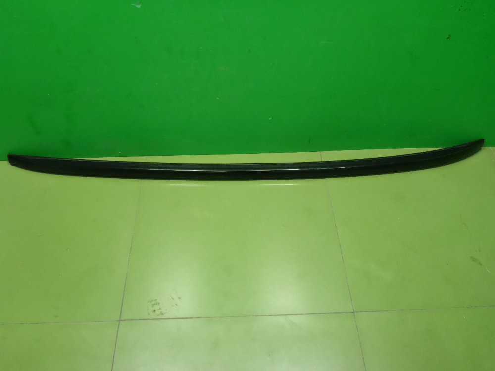 Рейлинг (релинг) левый (планка на крышу)