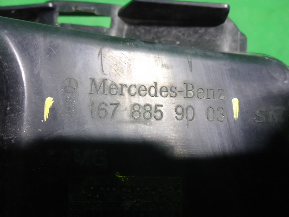 Кронштейн переднего бампера правый