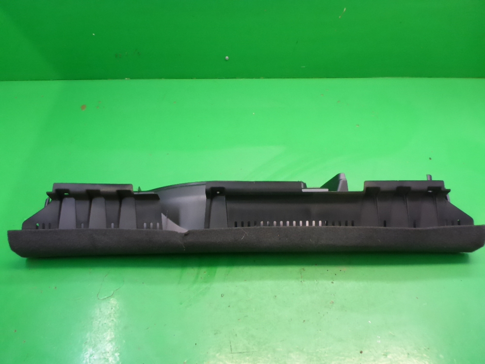 Пол багажника