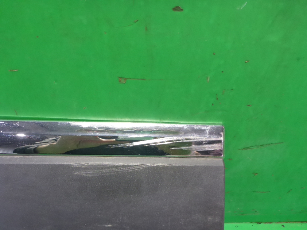 Накладка двери задней правой