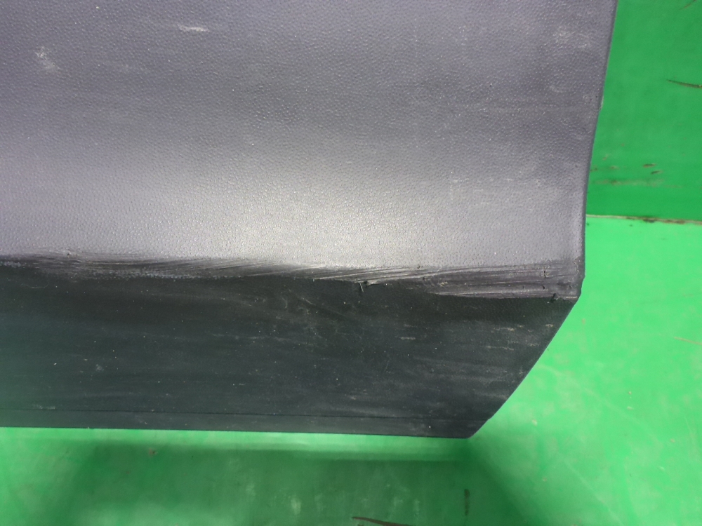 Накладка двери задней правой