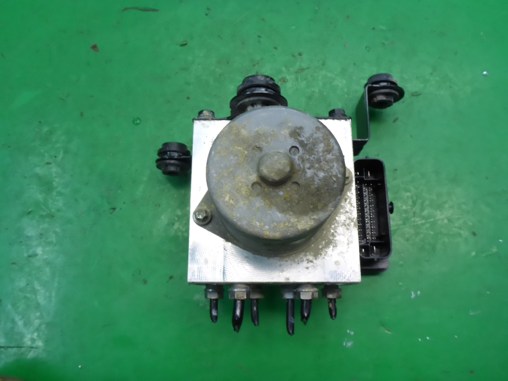 Блок ABS (насос)