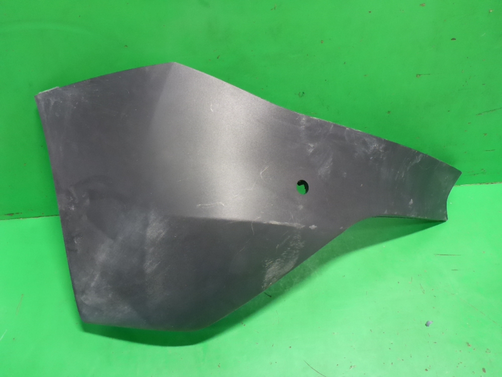 Накладка заднего бампера левая