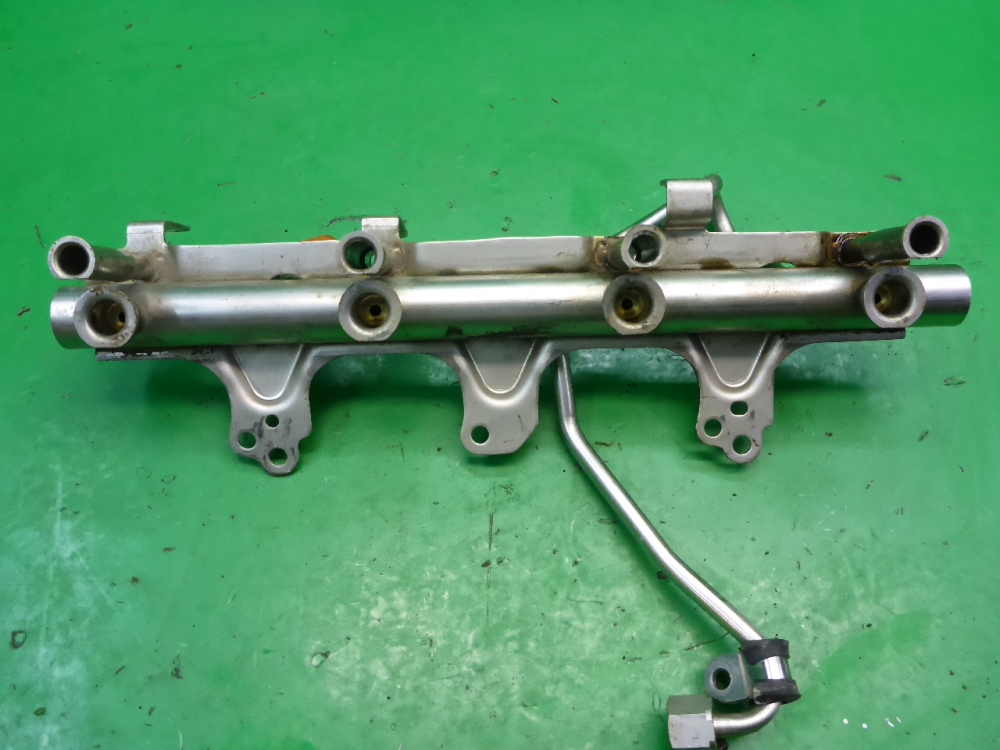 Рейка топливная (рампа)