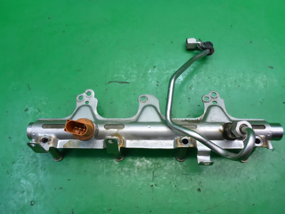 Рейка топливная (рампа)