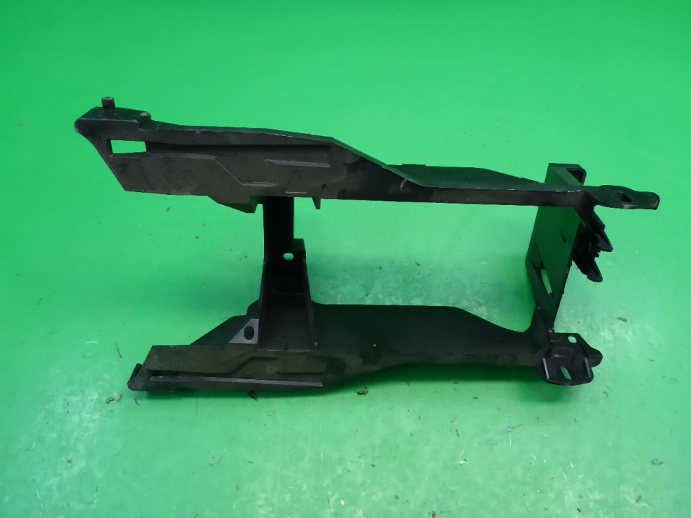 Кронштейн (сопут. товар)