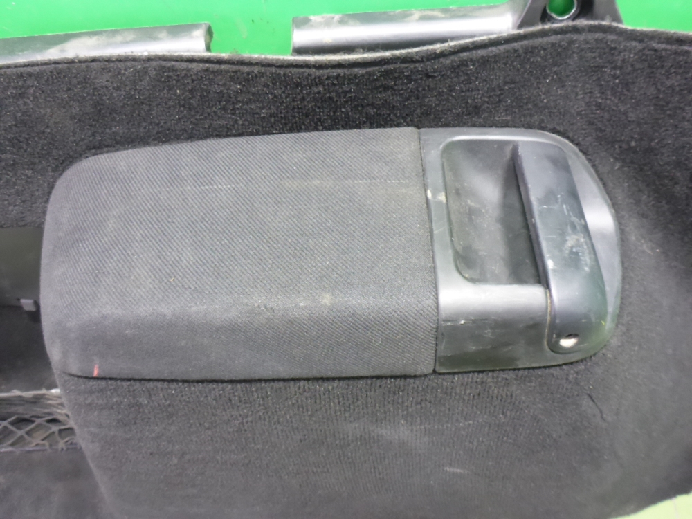 Обшивка багажника