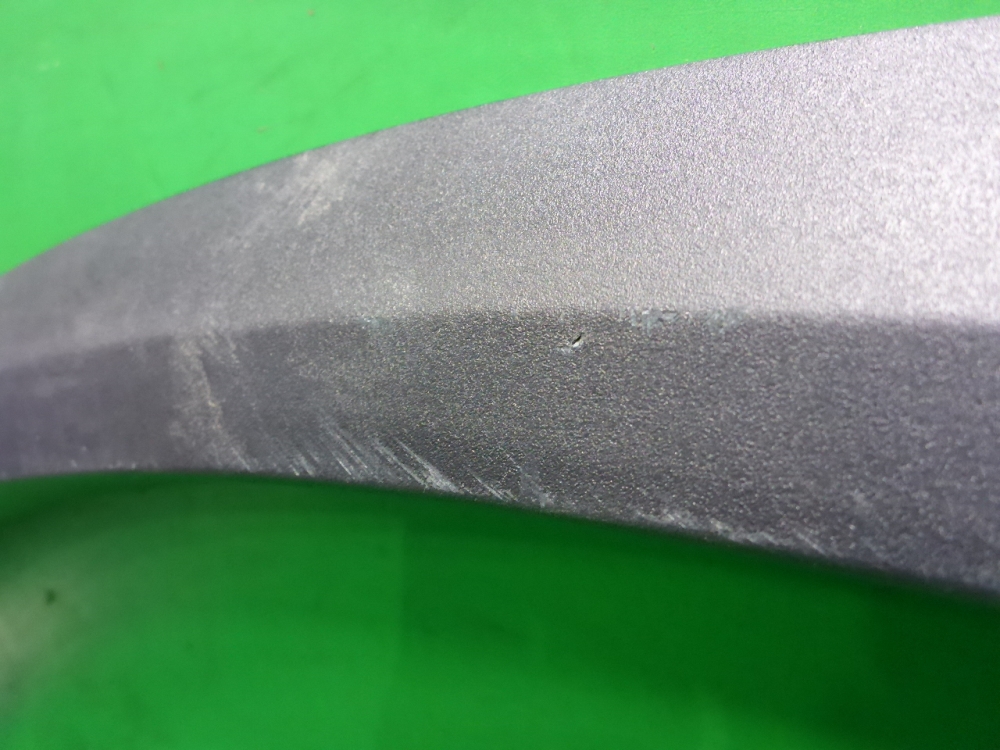 Накладка переднего крыла левого