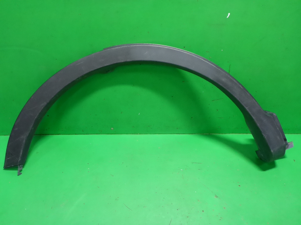 Накладка заднего крыла правого