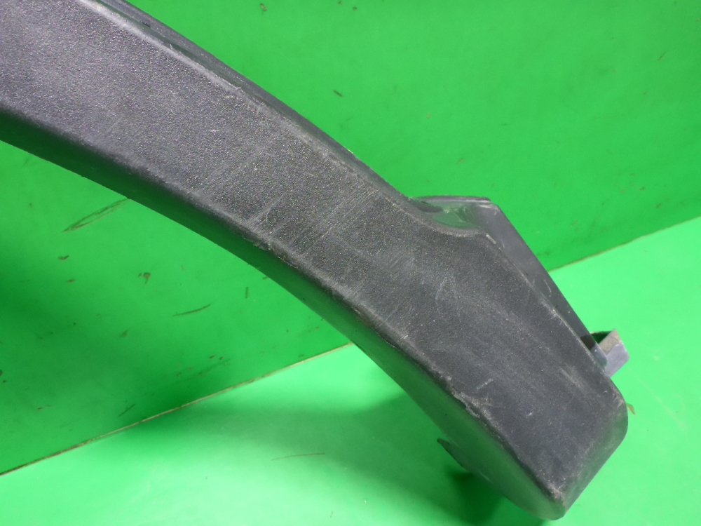 Накладка заднего крыла правого