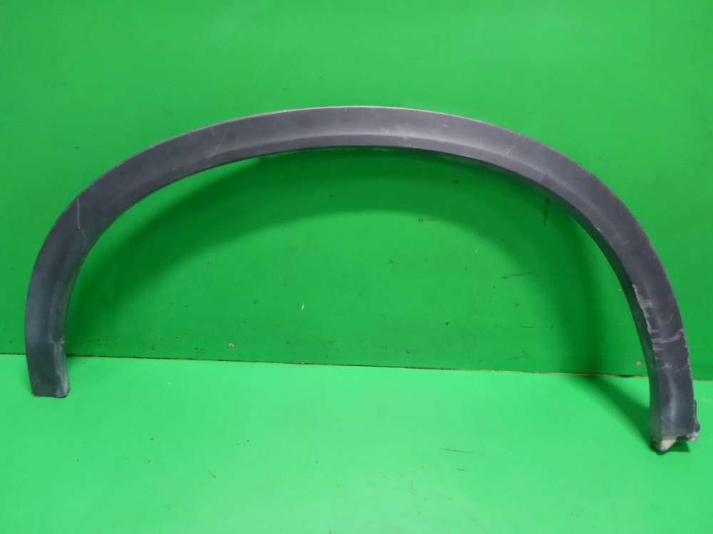 Накладка заднего крыла правого