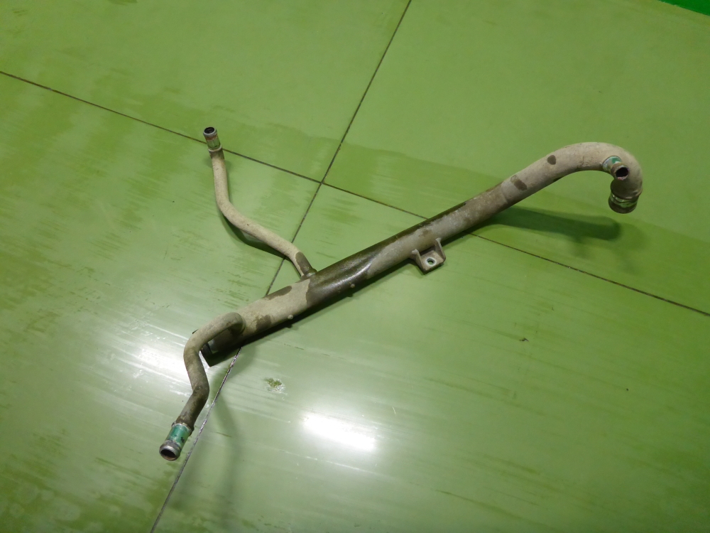 Трубка системы охлаждения