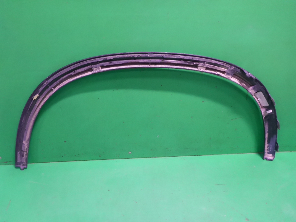 Накладка заднего крыла правого