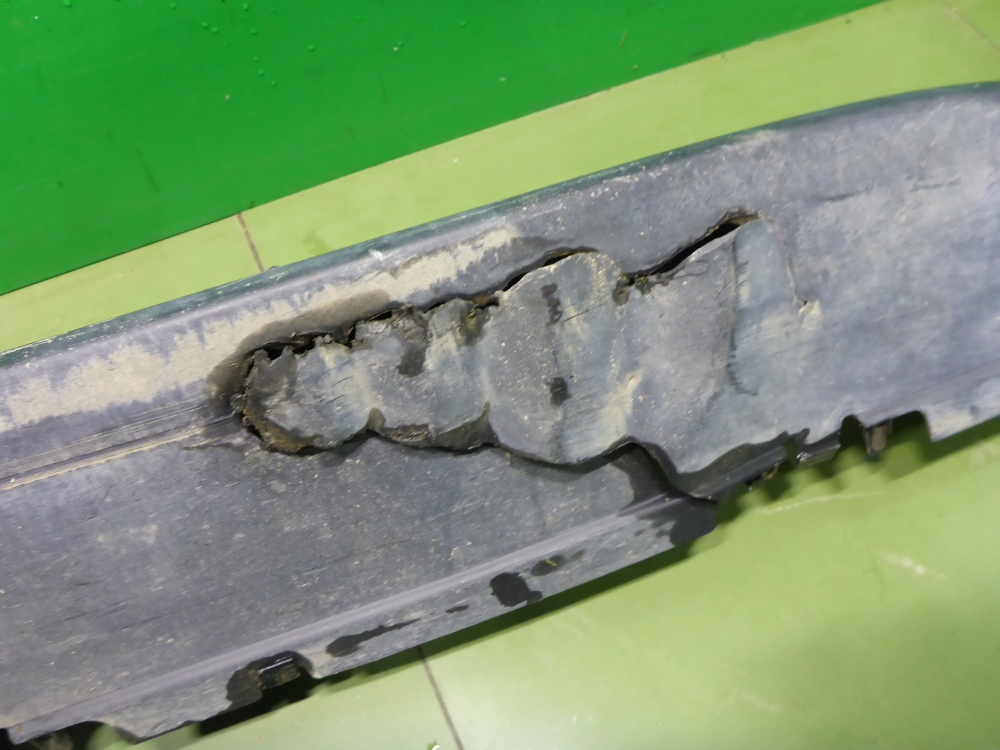 Подножка левая