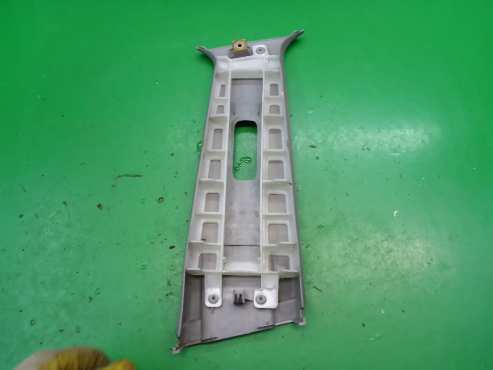 Обшивка стойки