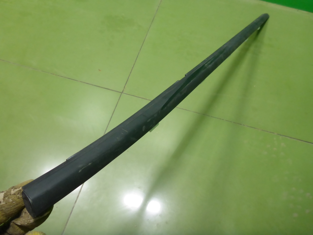 Уплотнитель стекла двери