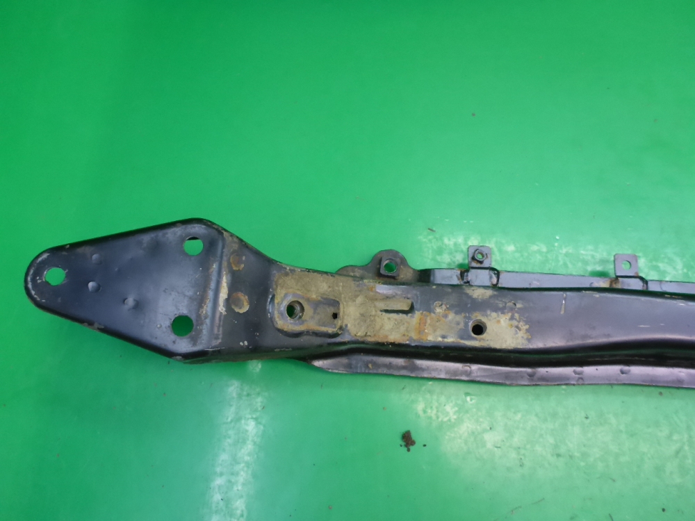 Балка передняя продольная