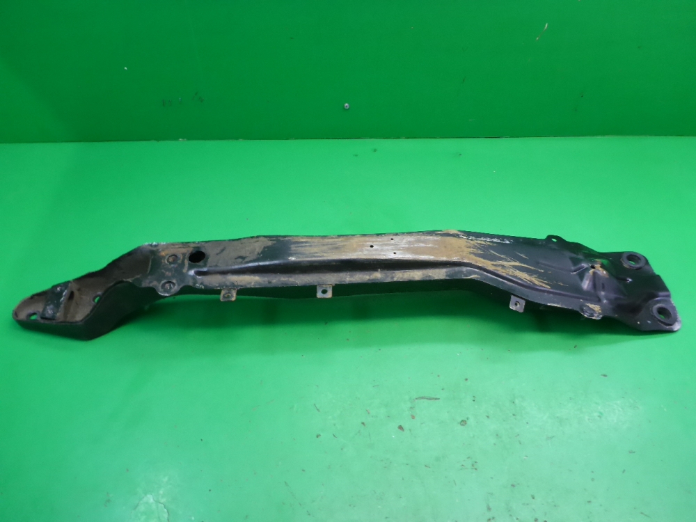 Балка передняя продольная