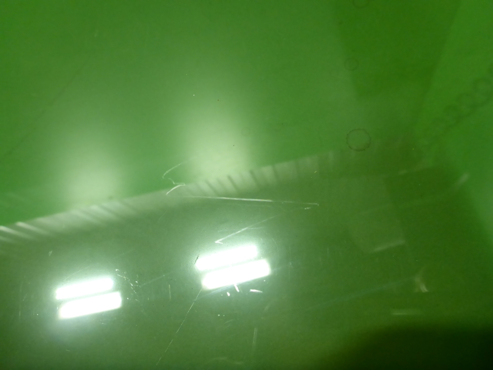 Стекло двери задней правой