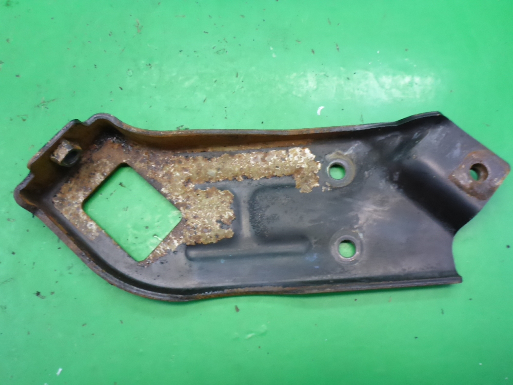 Кронштейн (сопут. товар)