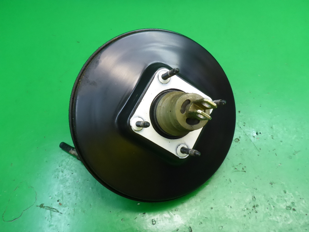 Усилитель тормозов вакуумный