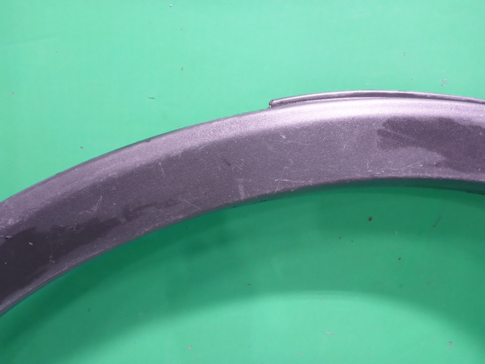 Накладка заднего крыла правого