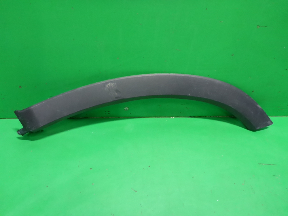 Накладка двери задней левой