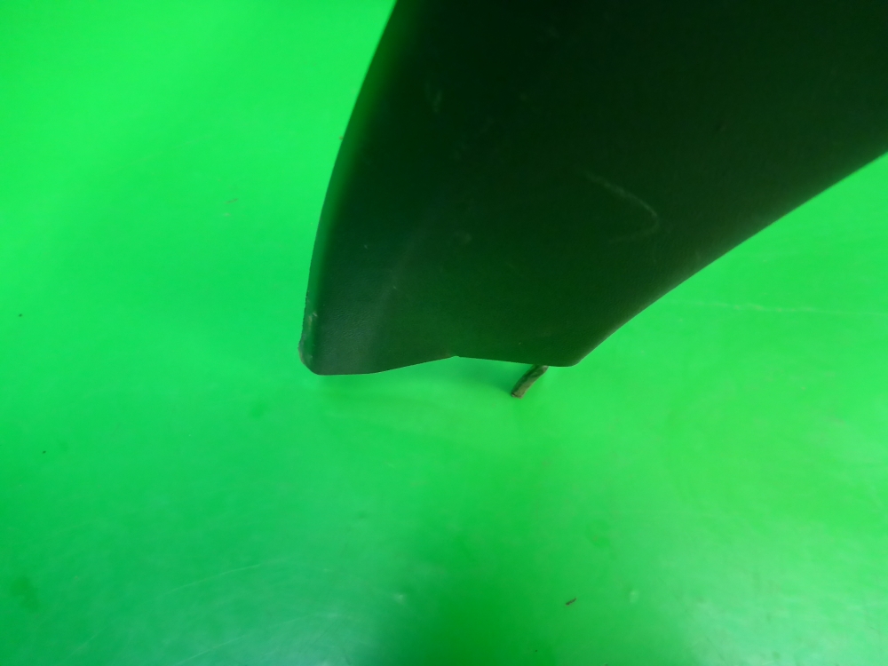 Накладка заднего крыла правого