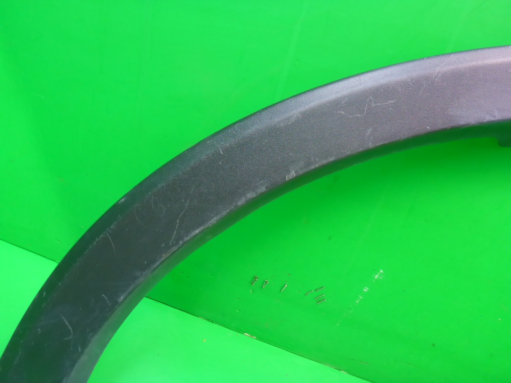 Накладка заднего крыла правого