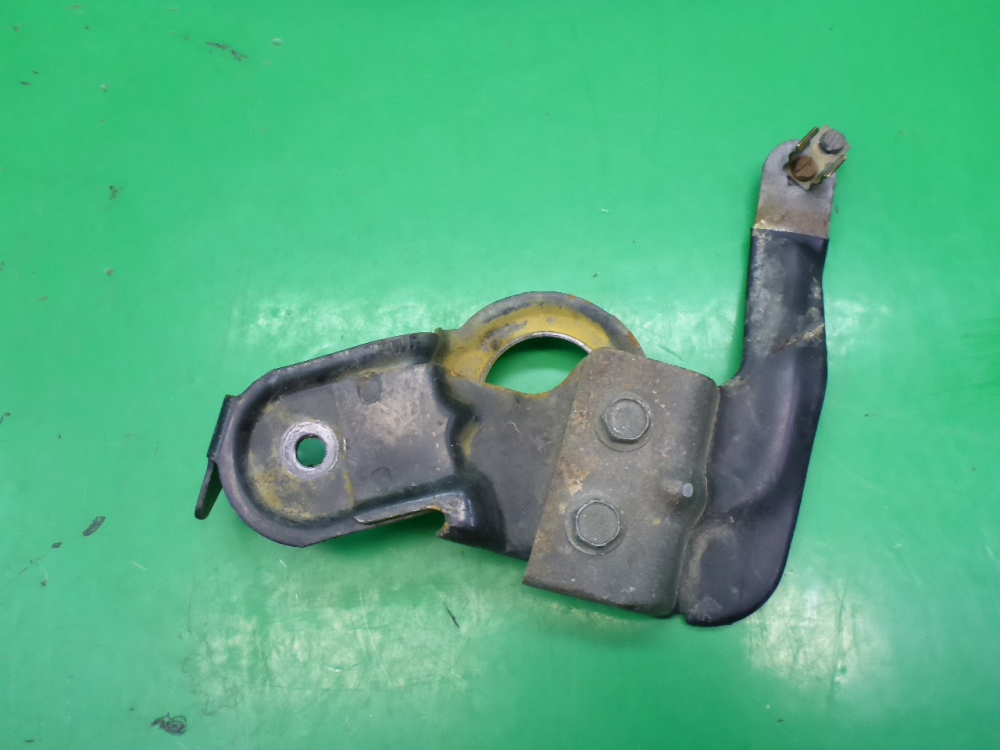 Кронштейн радиатора