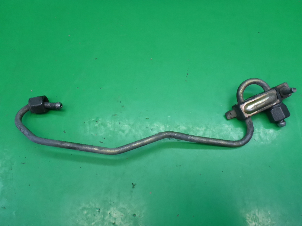 Трубка топливная