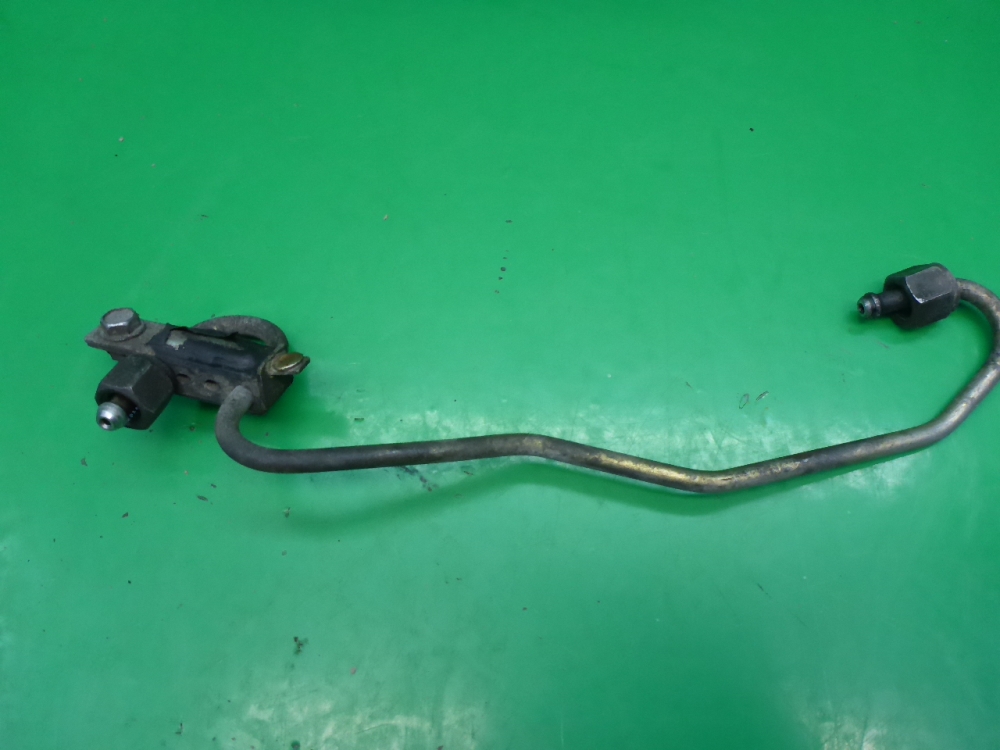 Трубка топливная