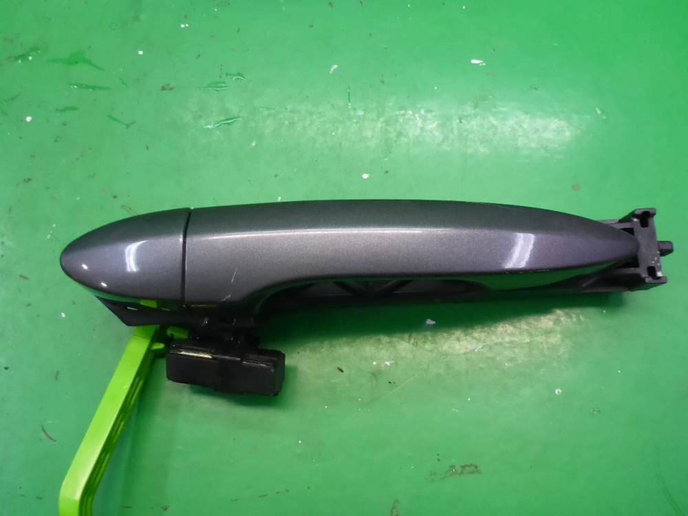 Ручка двери задней наружная левая