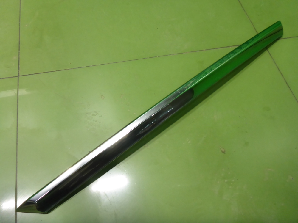 Накладка двери багажника