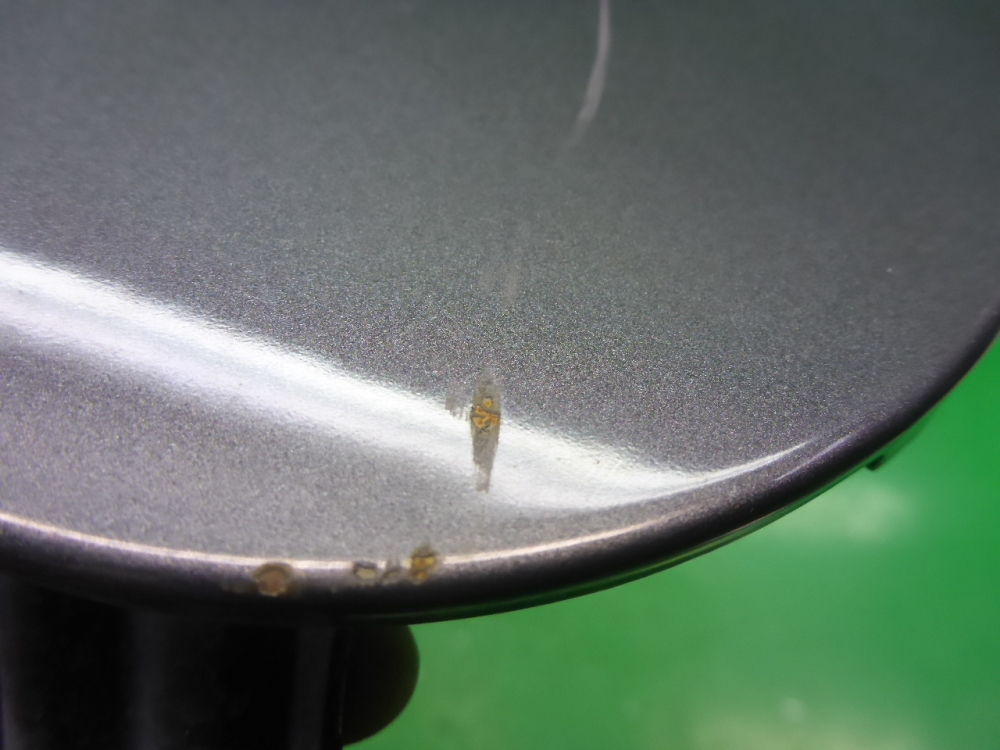 Лючок бензобака