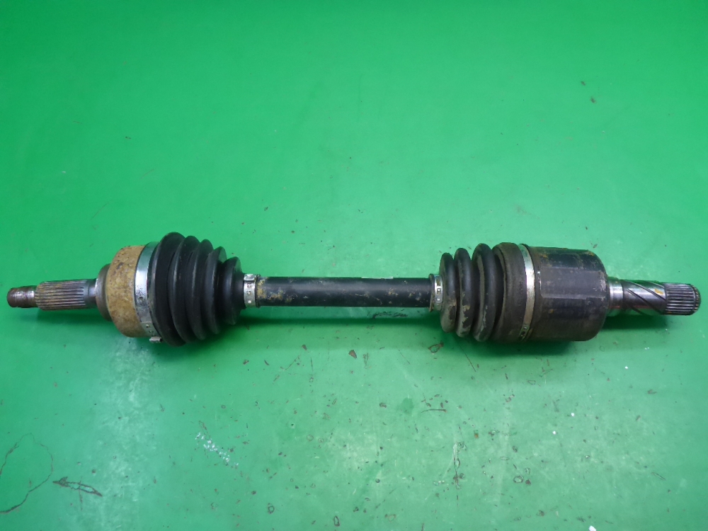 Полуось передняя левая