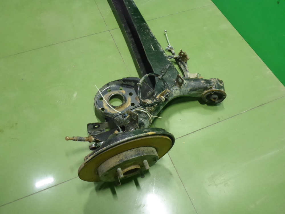 Балка задняя