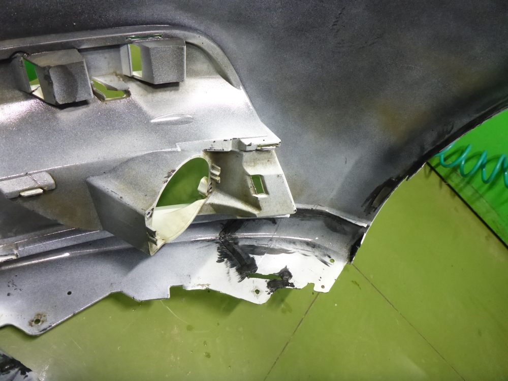 Бампер передний