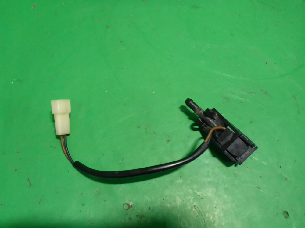 Форсунка омывателя лобового стекла