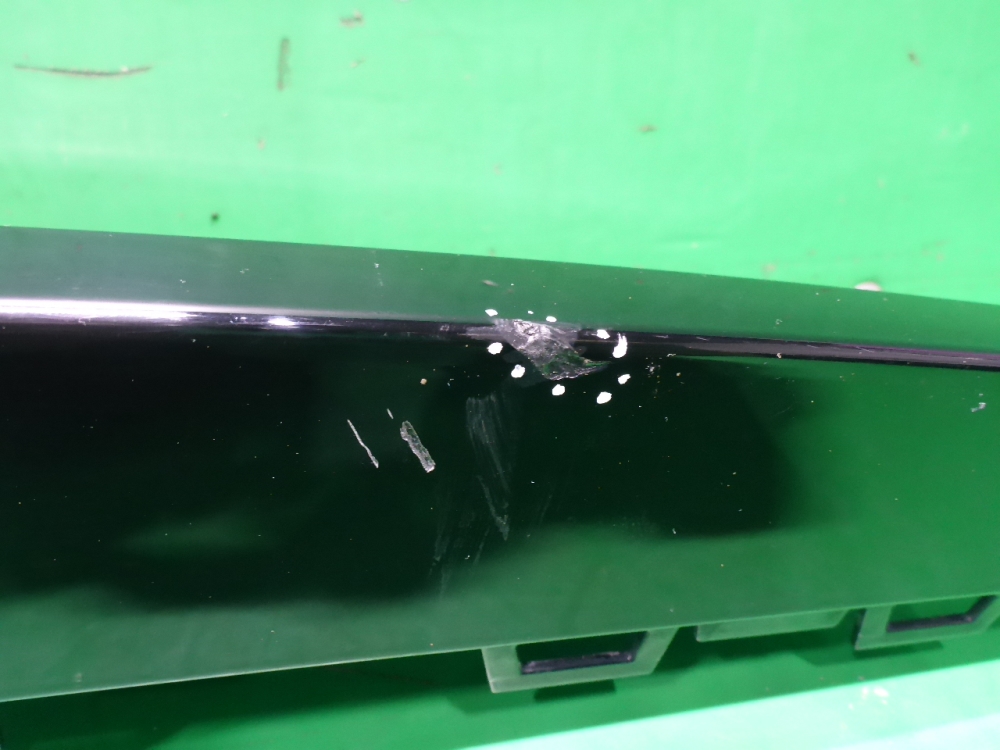 Накладка двери багажника